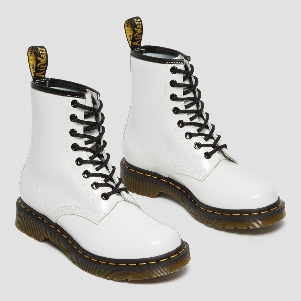 Dr. Marten’s - 1460 WOMEN'S PATENT LEATHER LACE UP BOOTS - White - Size 7
